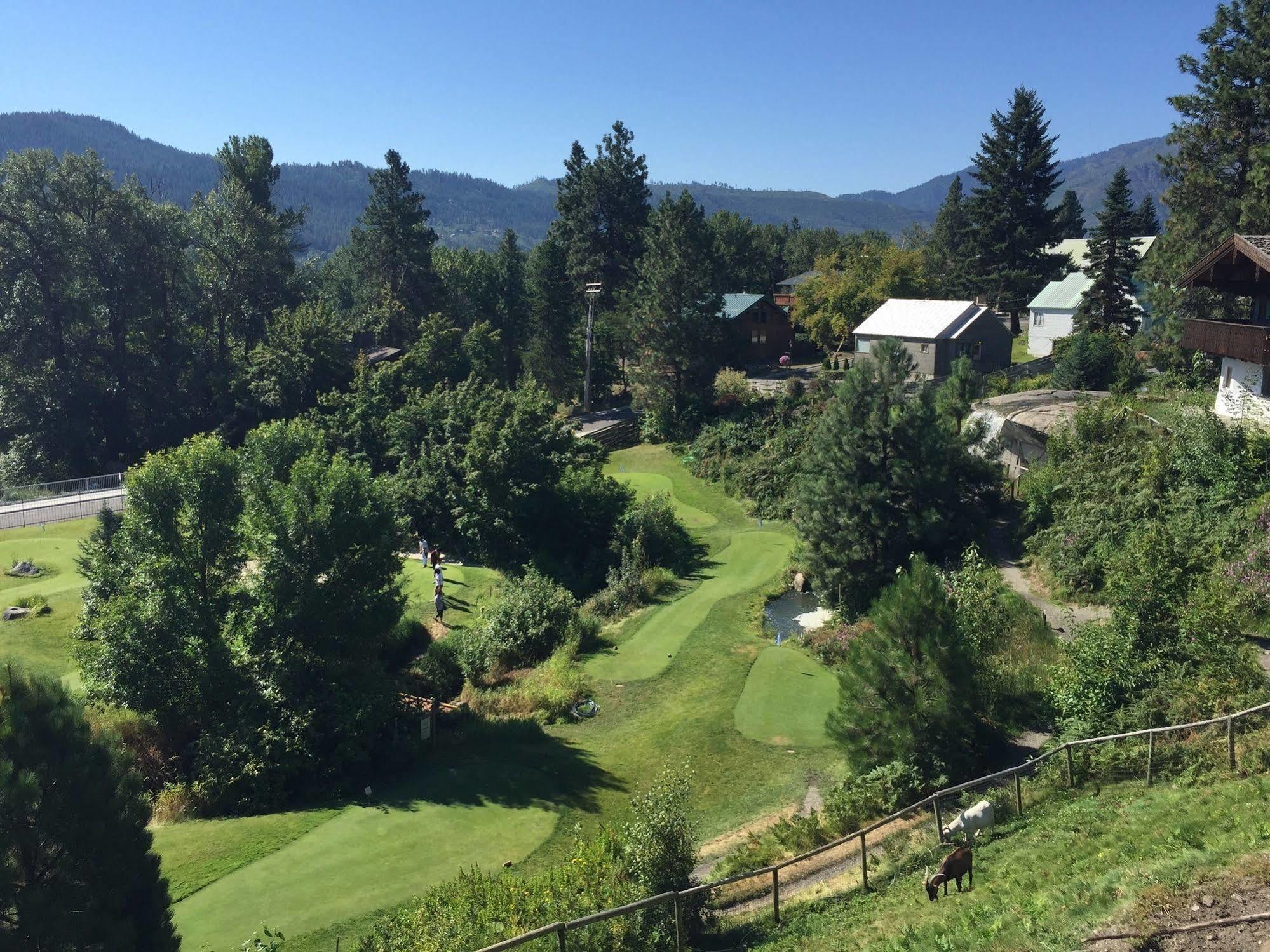 Linderhof Inn Leavenworth Exterior foto